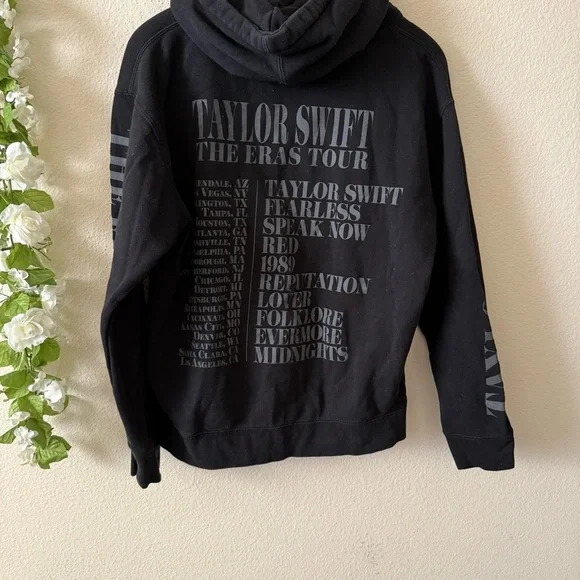 Taylor Swift Taylor Swift - Picture 8 of 9